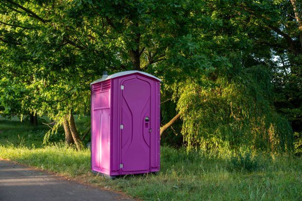 Porta potty delivery and setup in Springdale, OH